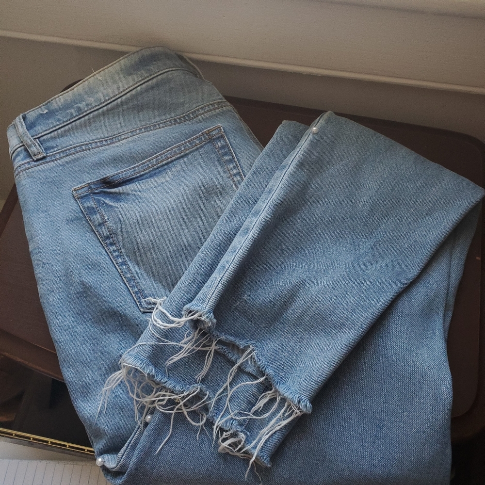 High waisted skinny LOFT jeans 29/8 pearls raw hem